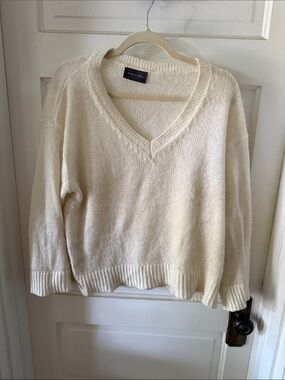 Wooden Ships Cream V-Neck Knit Sweater - Women's